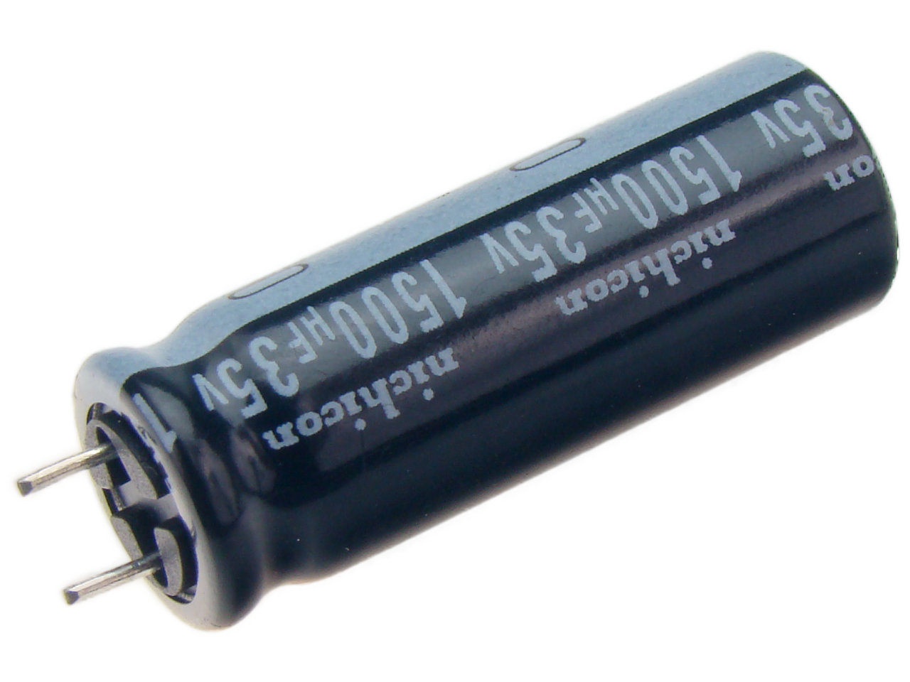 Kondensator elek. 1500uF/35V;105C; HD(M);wym.13x35mm;NICHICON(54)